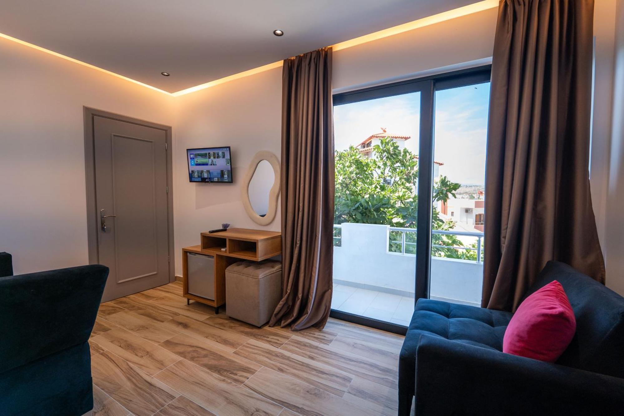 Rest Hour Hotel Ksamil