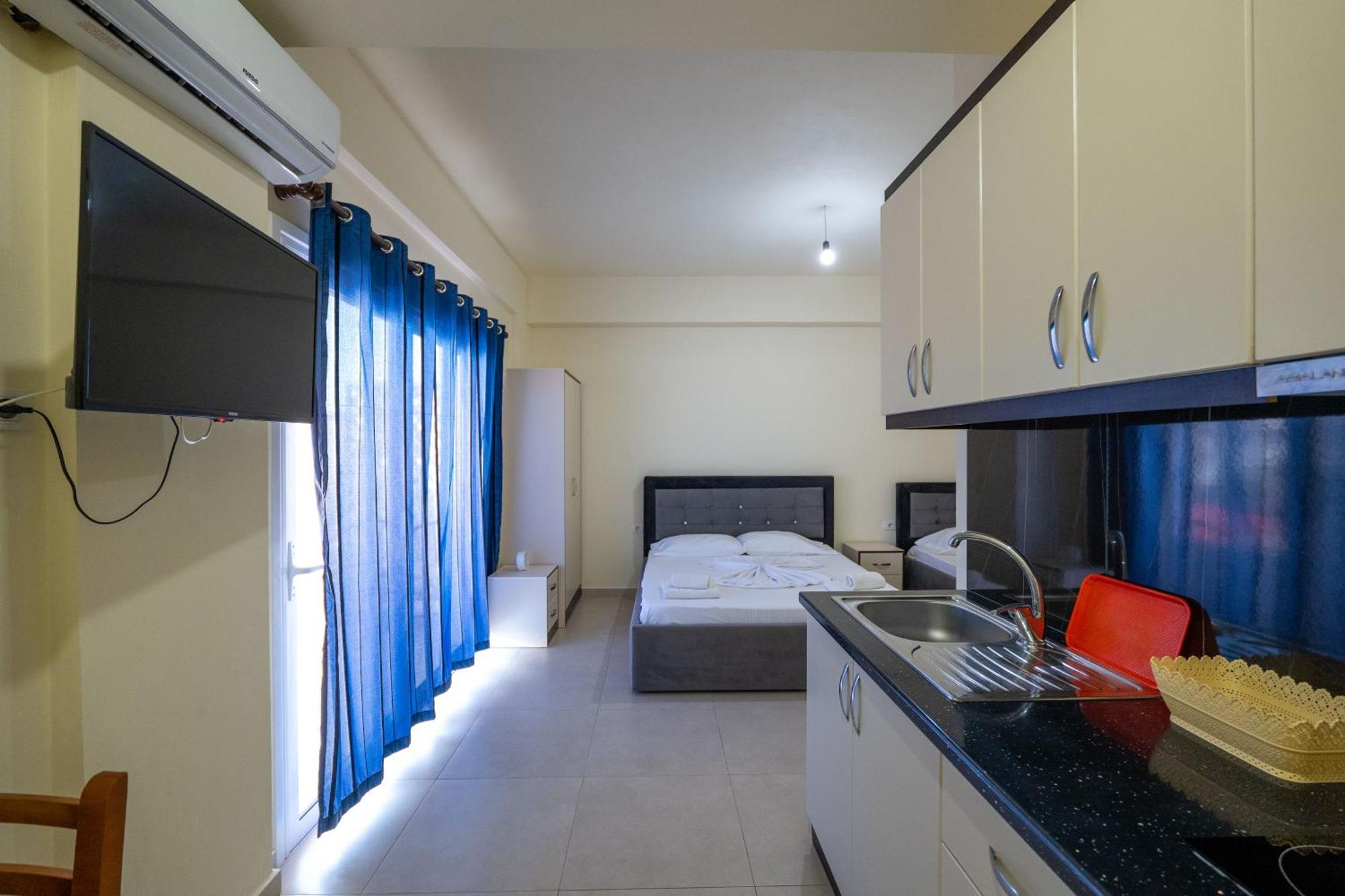 Rest Hour Hotel Ksamil