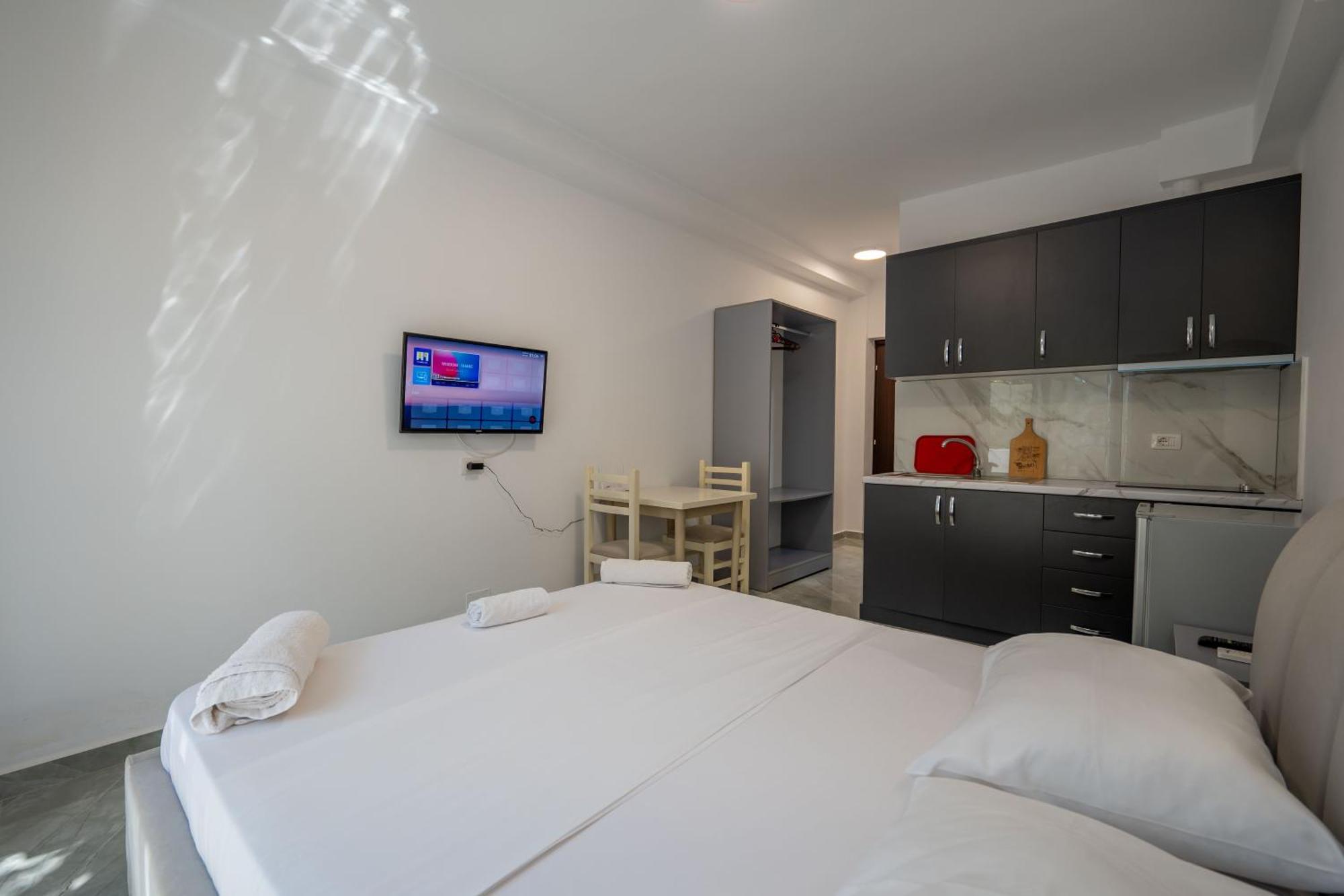 Hotel Rest Hour 3*
